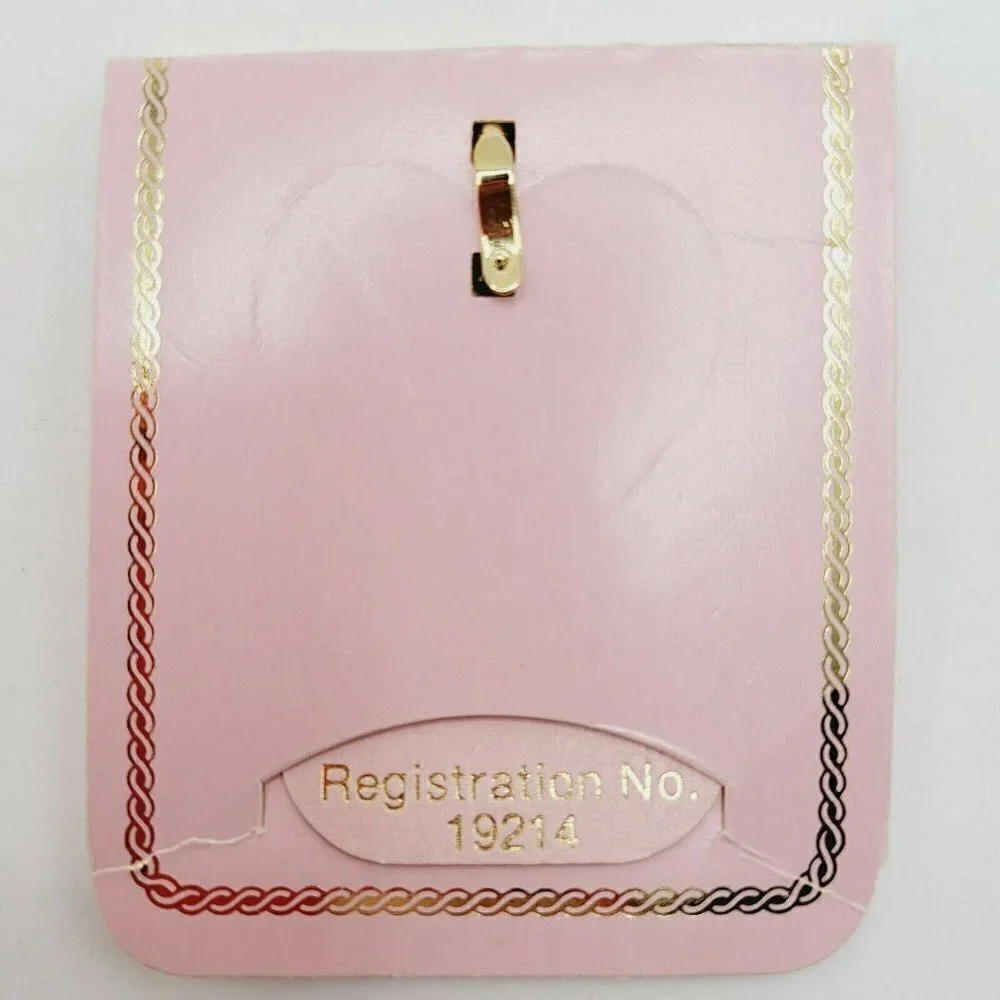 Vintage Marvella #1 Mom Pendant Gold Tone New On Card Registration # Delicate